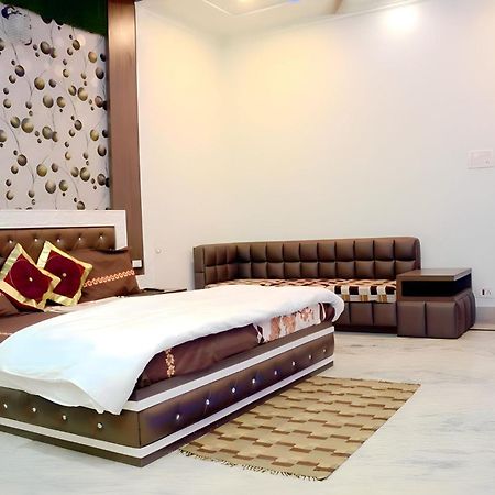 Taj Square A Luxurious Family Homestay Agra  Exterior foto