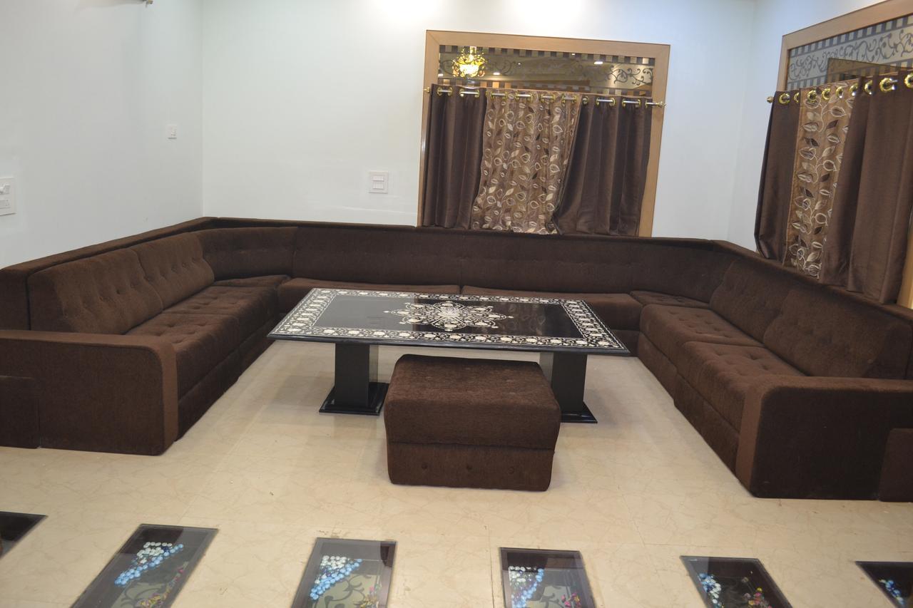 Taj Square A Luxurious Family Homestay Agra  Exterior foto